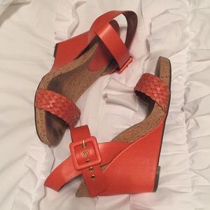 BCBGeneration wedge sandals in orange size 8